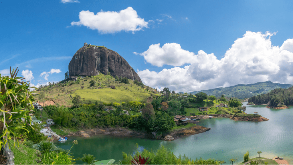 guatape colombia tour